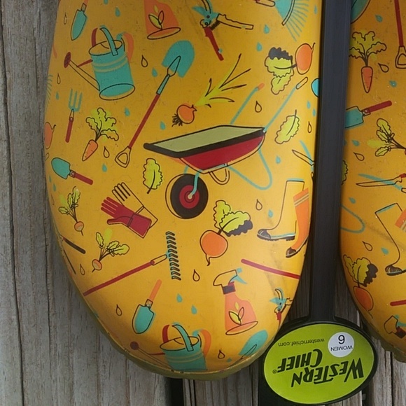 Womens 6 - 6.5 Western Chief Garden Clog NWT - Picture 6 of 9